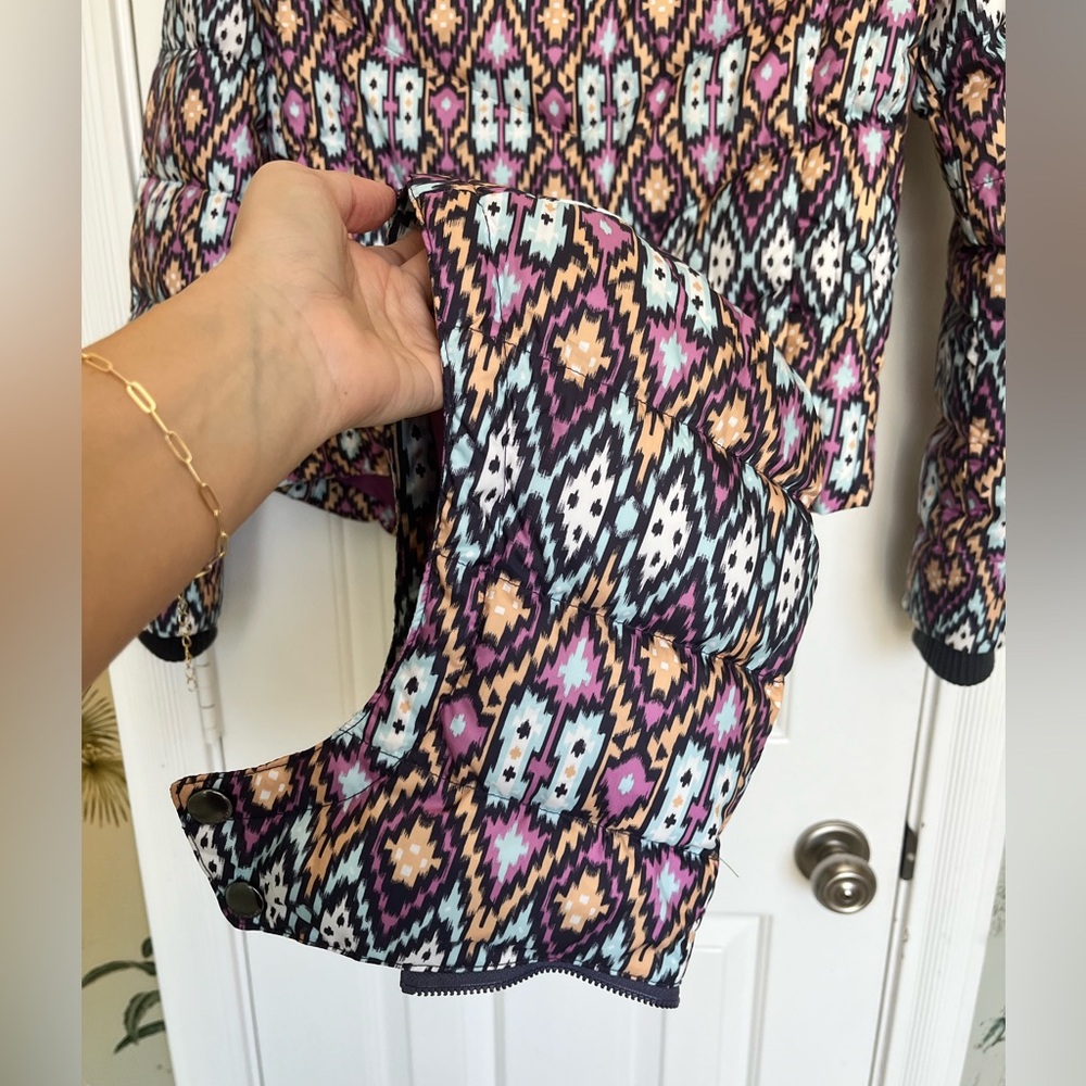 Levi's Aztec Geometric Patterned Puffer Jacket - image 6